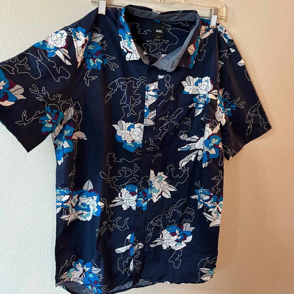 NEW WITH TAGS VANS button up shirt size large navy blue floral - Picture 3 of 7